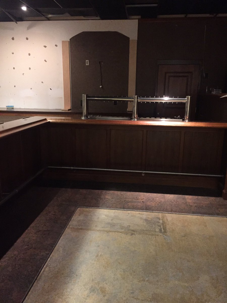 Muskies_Hockey's tweet photo. 🤔Who's excited to enjoy this place again before or after a Muskies game??? 🏒🍻🍷🍸🍹🍴🎤🎟#wisconsinmuskies #muskiesnation #spoonerproud https://t.co/Culndu4FZX