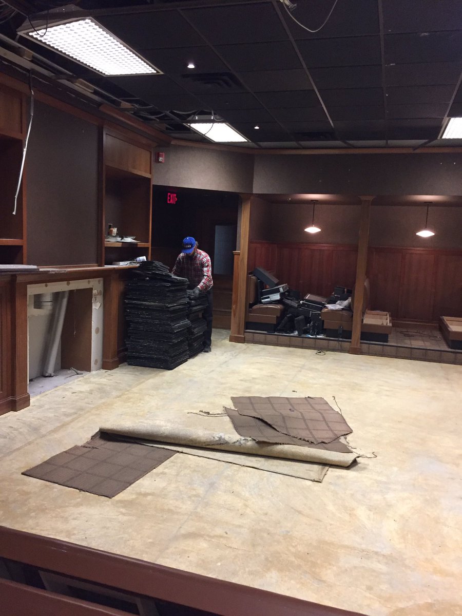 Muskies_Hockey's tweet photo. 🤔Who's excited to enjoy this place again before or after a Muskies game??? 🏒🍻🍷🍸🍹🍴🎤🎟#wisconsinmuskies #muskiesnation #spoonerproud https://t.co/Culndu4FZX