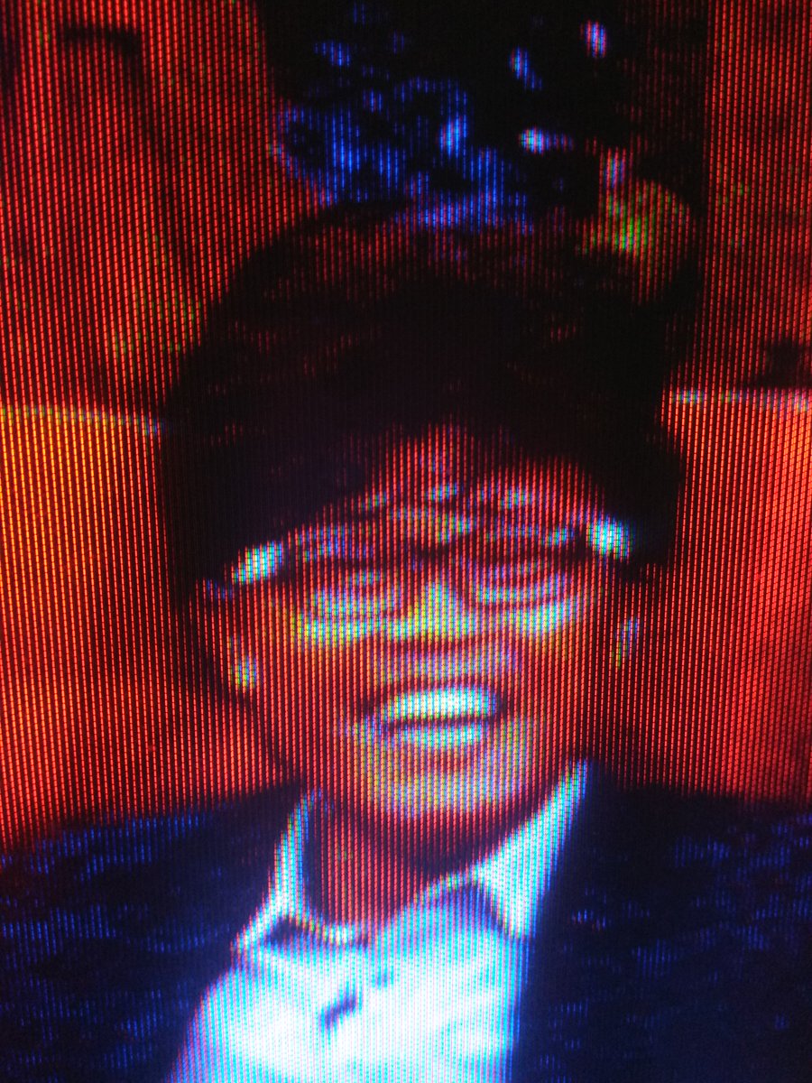 sa95jkt's tweet photo. pergi ke jombang lewat cikopo. 
naek tronton sembari makan bakso.
woy abang mpok
nyok kita nonton @Ini_Talkshow
#WaktunyaKitaNontonNET https://t.co/XAOc3525f8
