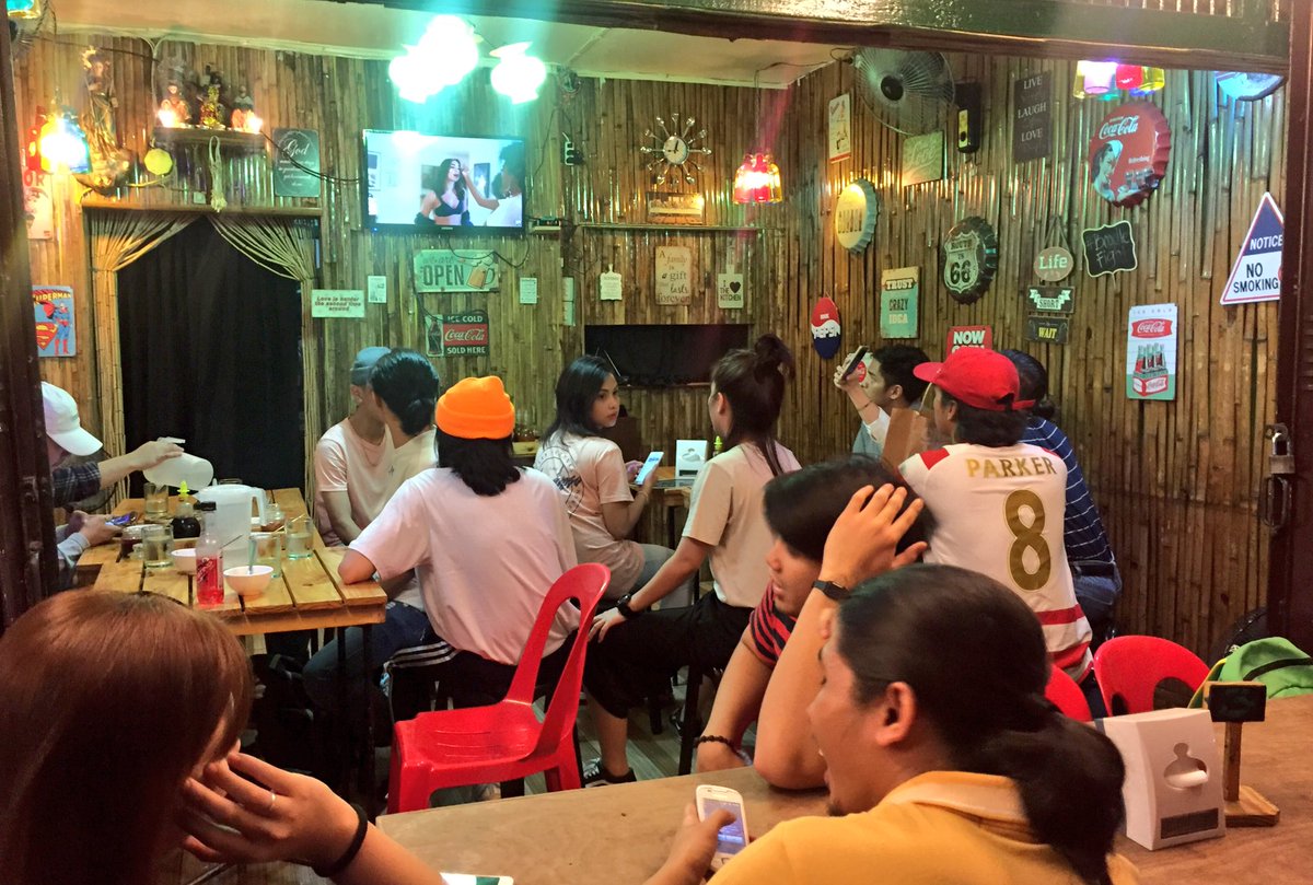 alipangandaman's tweet photo. SIMULAN NA ANG MASAYANG GABI! @ACest2011
Lunar's 8 street food house 📍 #chibogtime https://t.co/QXiWBEf3YR
