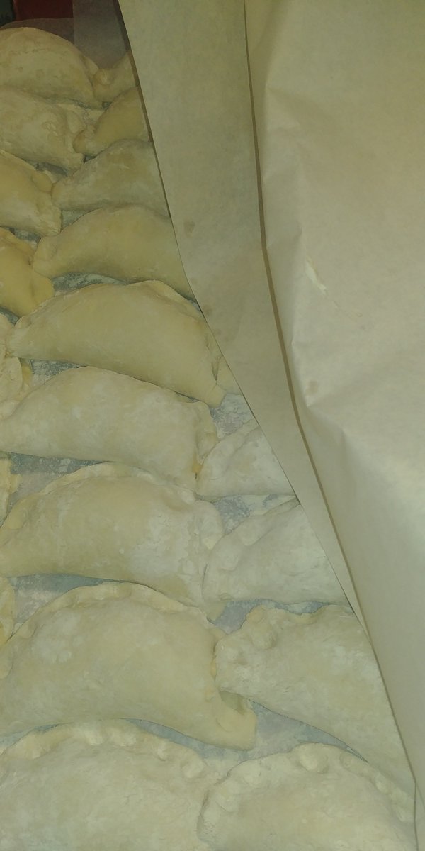 Roasted butternut squash &amp; goats' cheese pasties prepped for Blas <a href="/GuildhallM/">Guildhall Market</a> &amp; <a href="/FLEatmarket/">FLEat</a>  Sunday. Wrapped in goat butter rough puff YUM!