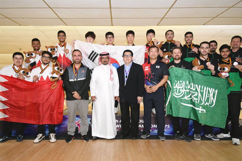 SAUDIBOWLING's tweet photo. تتويج شباب المنتخب السعودي بالميدالية البرونزية لمسابقة الفرق ضمن بطولة آسيا ال 19 للشباب https://t.co/cL10AeL3e5