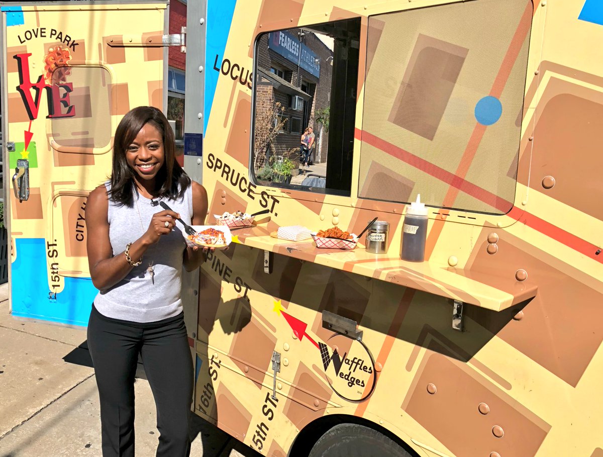 WafflesPhilly's tweet photo. @HawthornesCafe Great Harvest Cider &amp; Beer Festival is Nov. 4th.🍻
•
Deets on Saturday @6abc @6abcFYIPhilly Melissa Magee  &amp; Waffles 🚚🎥🖥 @ 7p https://t.co/oS5VB9DLTc