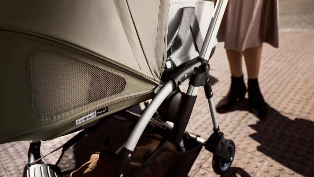 cmonpremier_com's tweet photo. Découvrez la poussette Bugaboo #Bee5 #Tone sur #Cmonpremier et dans notre magasin #Bugaboo Montparnasse ! 😍
https://t.co/RxaEaPa0zK https://t.co/Sq780Z6Ap2