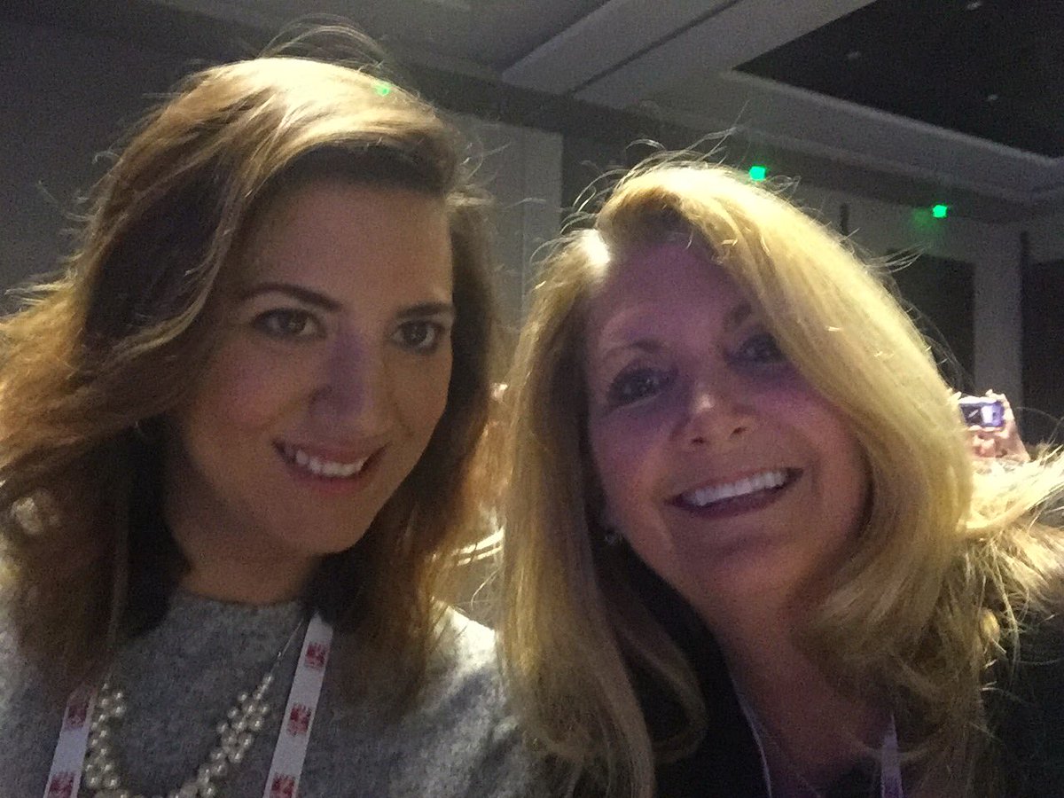 TraciMiller65's tweet photo. #CREWconvention https://t.co/Ss7wh10ILs