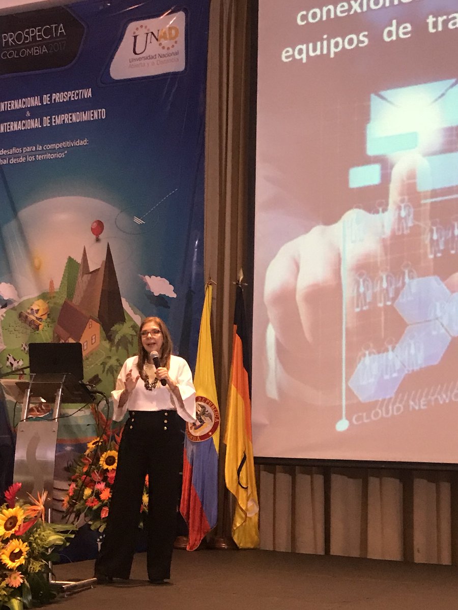 ecacenunad's tweet photo. Abrimos nuestro congreso Prospecta COLOMBIA 2017, conferencia magistral Dra. Constanza, liderazgo y conexiones relacionales. https://t.co/gSGNz9DSJu