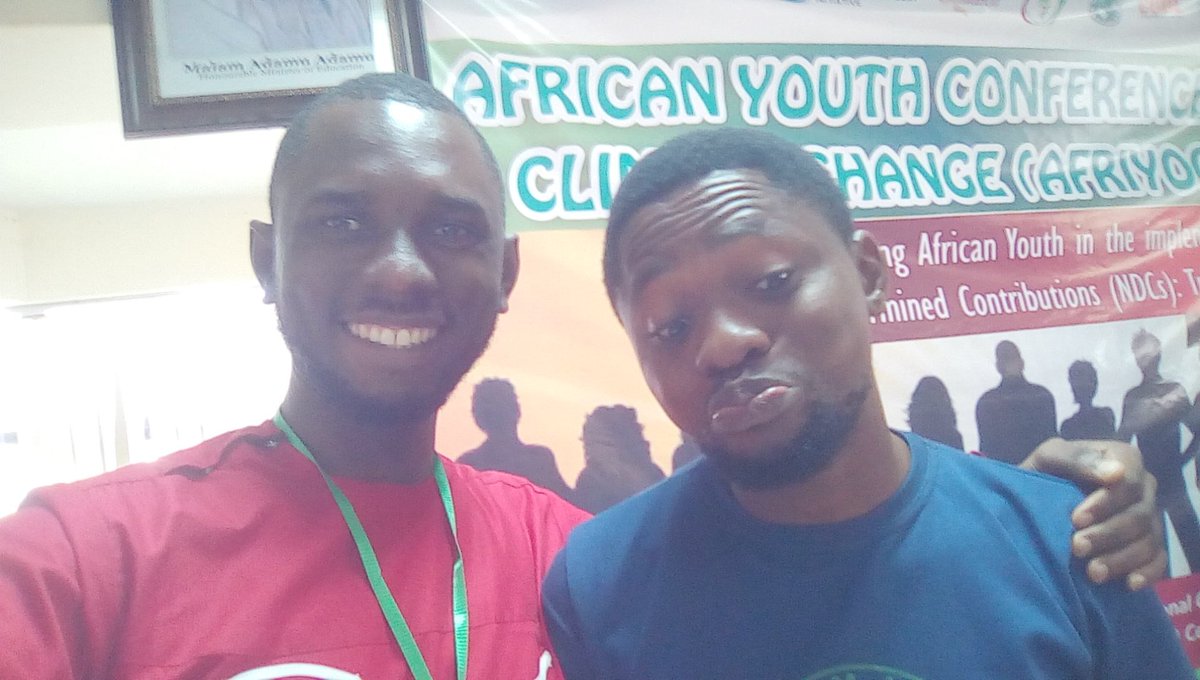 the_bookseller1's tweet photo. Linked up with the great @OlumideIDOWU at the #AfriYOCC2017 #Abuja where young people from across Africa talked about #NDCs #PreCOP23... https://t.co/4H8QL4Daak