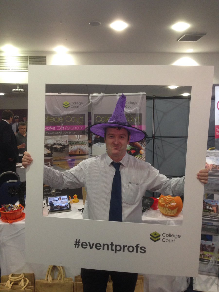 lizzie__jm's tweet photo. Witch stand is the best? @TheLeicsVenue #lbe2017 @sageuk #Eventprofs https://t.co/TM4Px3bxJ9