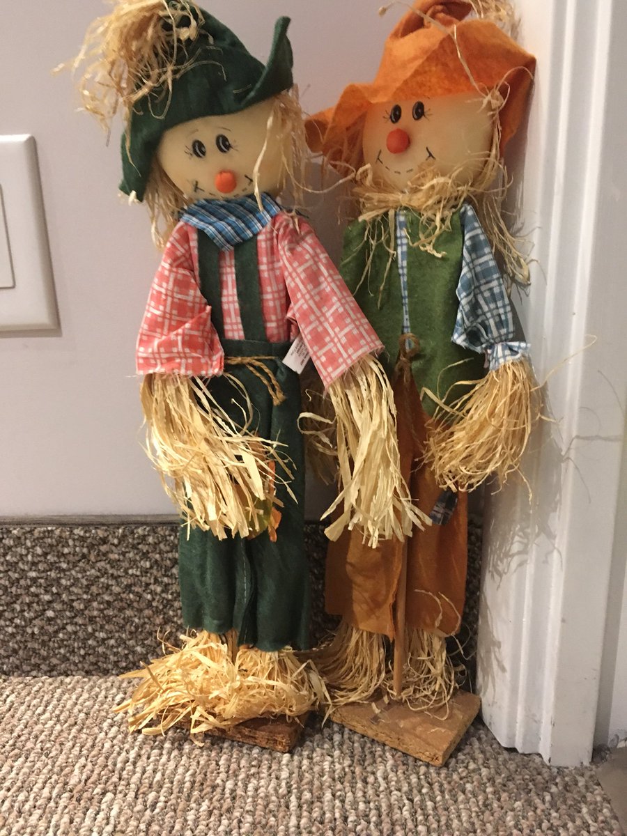 CBHCToronto's tweet photo. Getting ready for #Halloween!!! #kingsway #cbhctoronto https://t.co/plN2pWYZHC