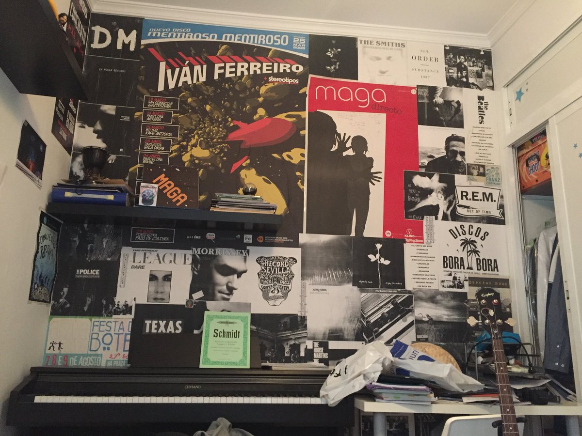 Koji_bikers's tweet photo. Con esa pared y los instrumentos el cuarto de mi hijo parece más un estudio que un dormitorio, y así es feliz @HETradio3 #PosterRadio3 https://t.co/txyRValq1X