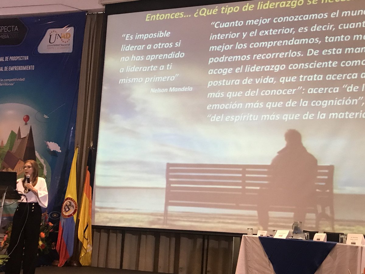 ecacenunad's tweet photo. “Es imposible liderar a otros si no has aprendido a liderarte a ti mismo primero” Que tipo de líder eres? https://t.co/xNLS7pX9SF