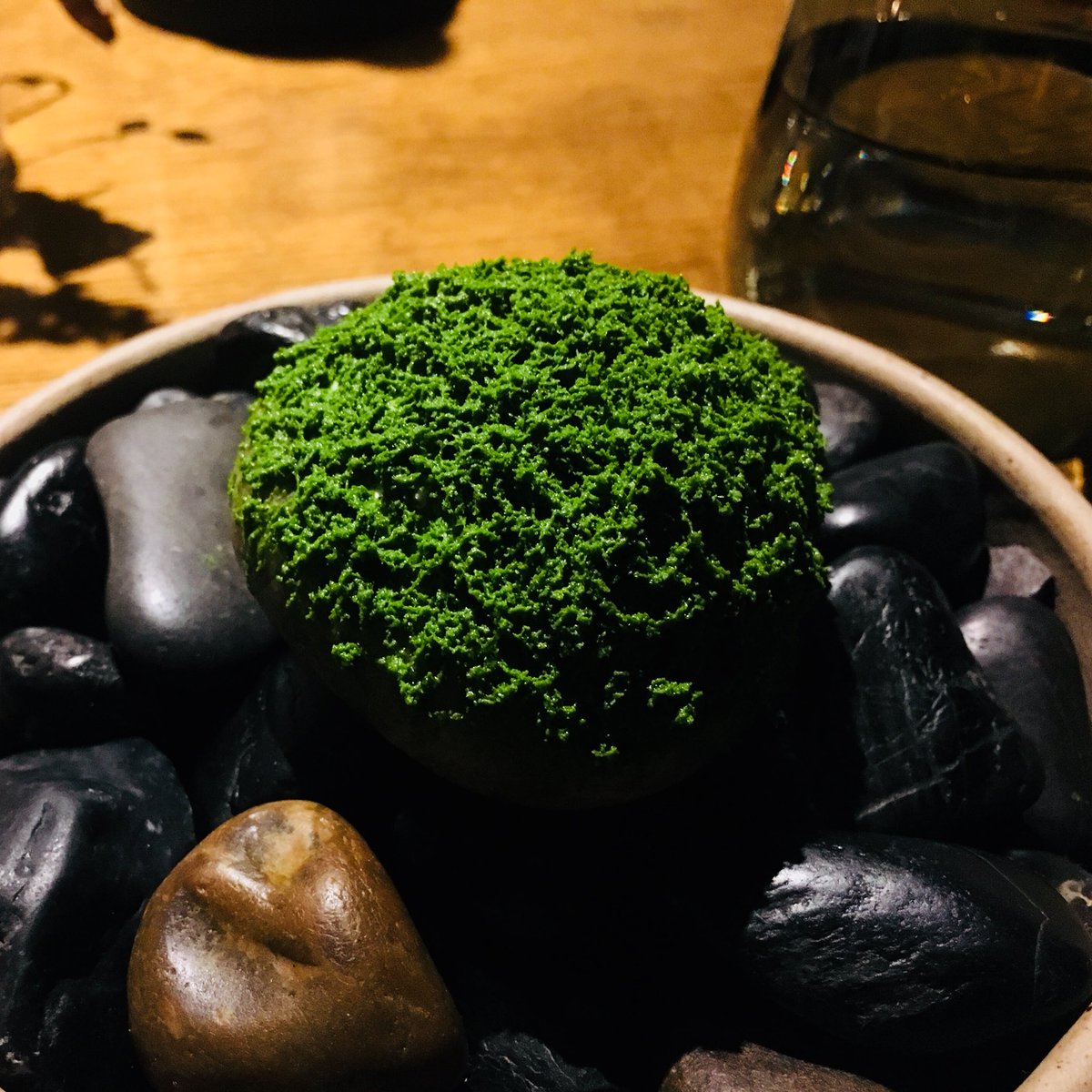Ossyarab's tweet photo. Can’t thank everyone involved at @lenclume enough for a fabulous meal &amp; stay last night! @simon_rogan you have an outstanding team! #divine https://t.co/f21FYQNZSs