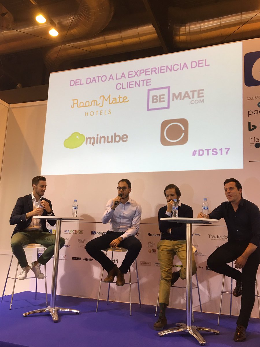 BeMateCom's tweet photo. "No solo se trata de tener tecnología sino de tener procesos y personas que los gestionas"Eduardo Álvarez @RoomMateHotels #DTS17 @eshowesp https://t.co/14XfaEvHdH
