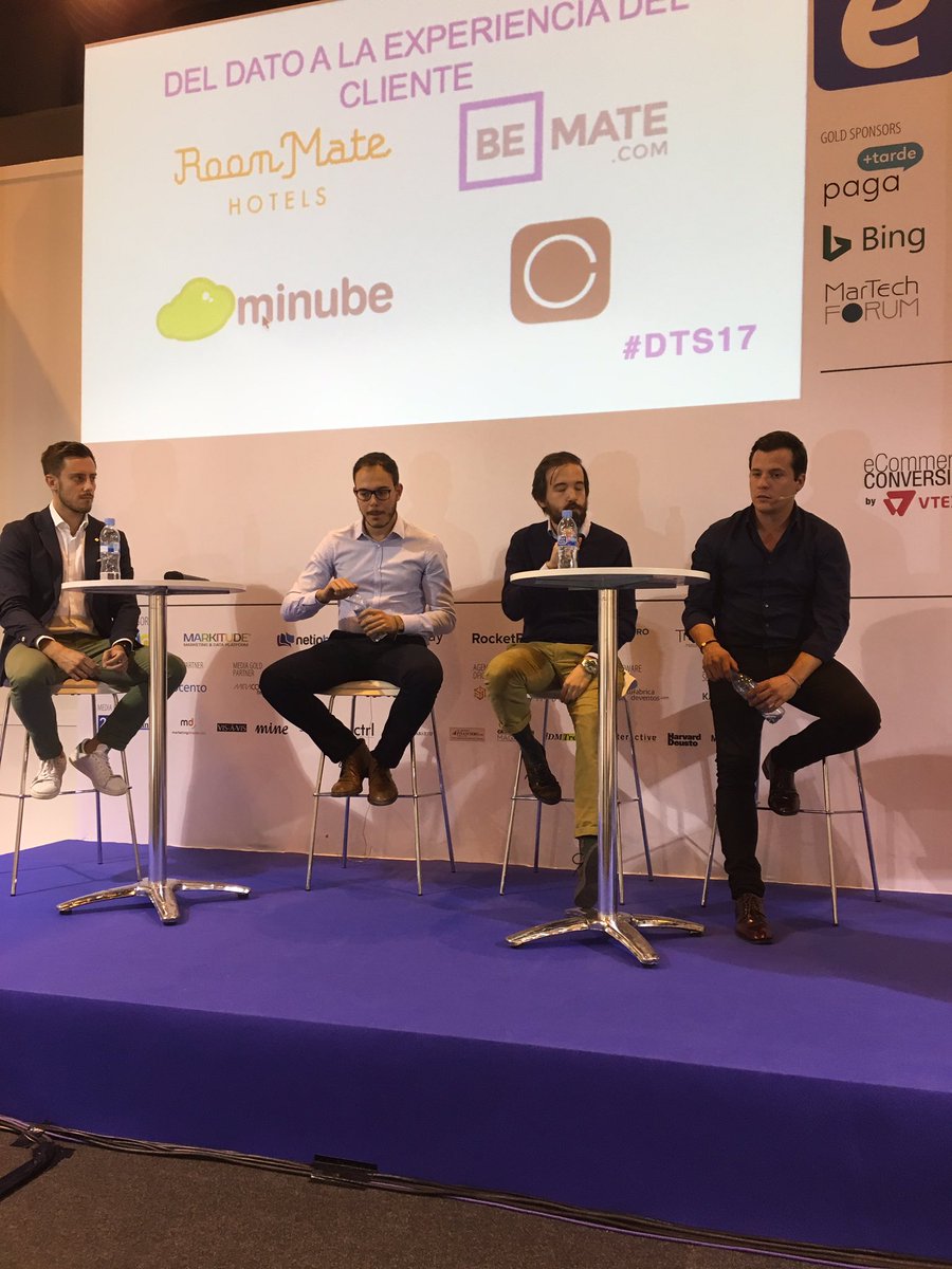 BeMateCom's tweet photo. "Tus viajes del pasado preciden tus viajes del futuro" @minube @minubeschool Carlos Rodríguez #DTS17 @bematecom @eshowesp https://t.co/vza8MPkXBb