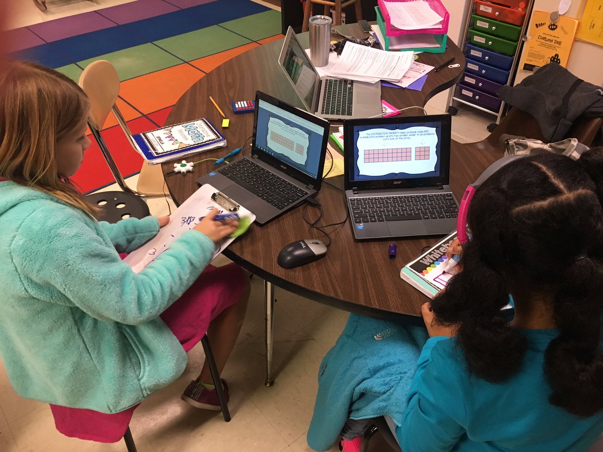 CRAVENDLS's tweet photo. Smashing Educreations and Google Slides to flip a lesson on distributive property. @WJGurganus https://t.co/OzSCtgtDoX