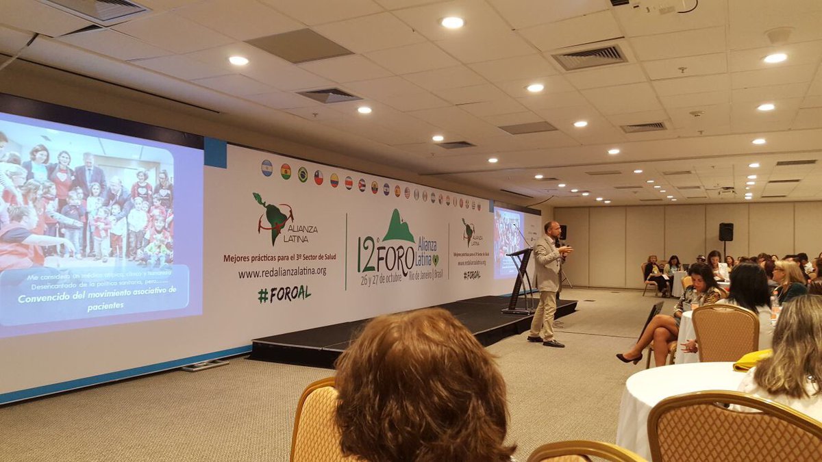 JulioZarcoR's tweet photo. El compromiso de los gobiernos con la salud. Compartiendo experiencias en 12 Foro @alianza_latina #foroal. Gracias por contar conmigo https://t.co/UiMsOX0iI6