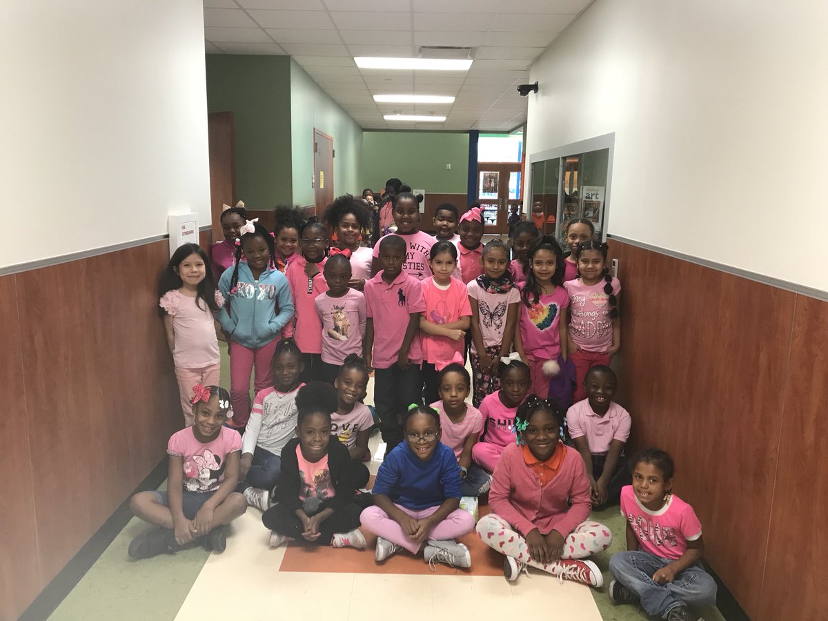 AthertonES's tweet photo. #SensationalSecondGraders are geared up to fight #BreastCancer #RedRibbonWeek @AlynthiaCurtis https://t.co/PPrlNmcndu
