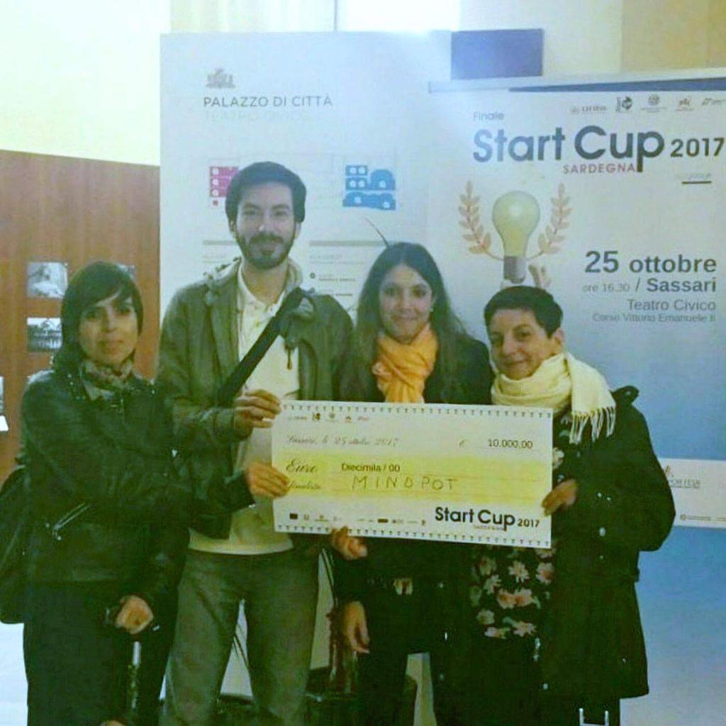 StartCupSardegn's tweet photo. #Mindpot dopo #SWcagliari17 vince premioSpeciale @SardegnaRs nella X ed. #startcupsardegna
Complimenti @mndpt πͺπ» https://t.co/qNIRYhox9P