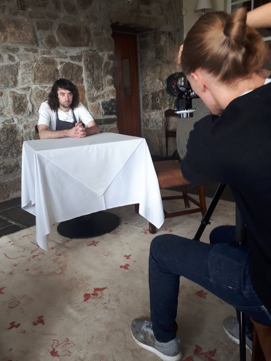 The cooking definitely comes more naturally 😂... #GrumpyChef #WorkInProgress #ModelMaterial