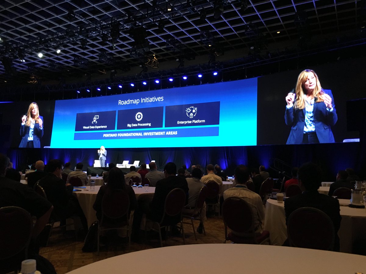 pixelWes's tweet photo. @DonnaPrlich “think about data from a single flow” &amp; visual data exp, big data processing and enterprise platforms at #PWorld17 @Pentaho https://t.co/RyX7BIUpFQ