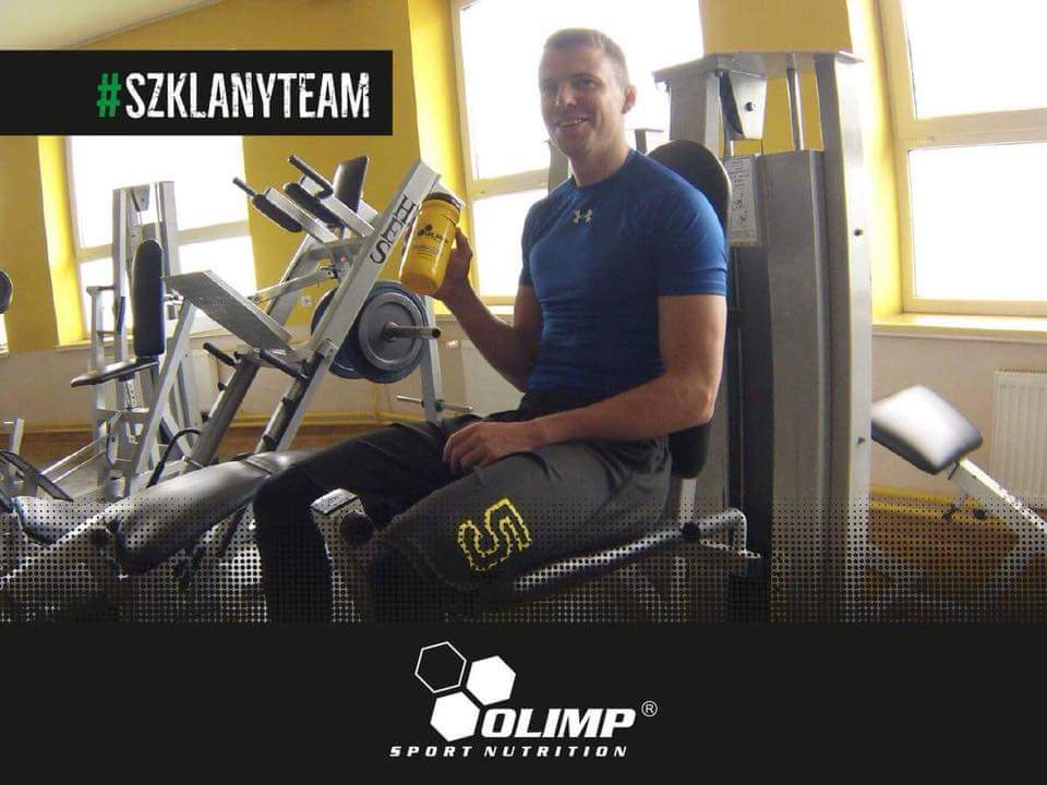 BasketKrosno's tweet photo. Już w niedziele pierwszy mecz telewizyjny w tym roku. Razem z @OlimpSport mocno pracujemy nad formą i sylwetką przed meczem w Sopocie 🏀💪🏋️♀️📺
#miastoszkłakrosno #teamolimp #supplements #olimpsportnutrition https://t.co/7XBSfv2Iv2