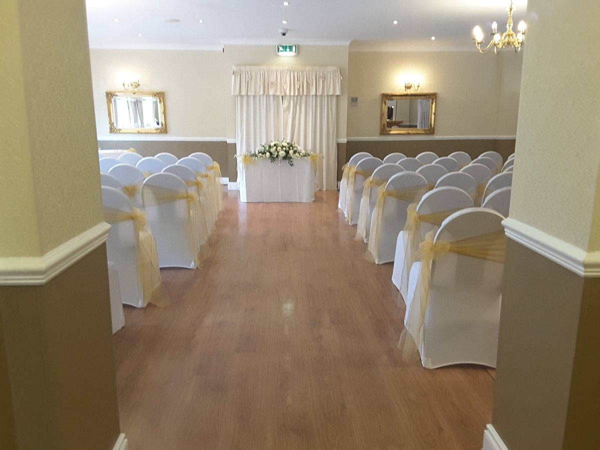 HatfeildHall's tweet photo. Hatfeild Hall the perfect setting for your Civil Ceremony
#bridetobe #civilceremony
#weddingday #worldclassywakey
#evolvingwakefield https://t.co/ptH47uHOcd