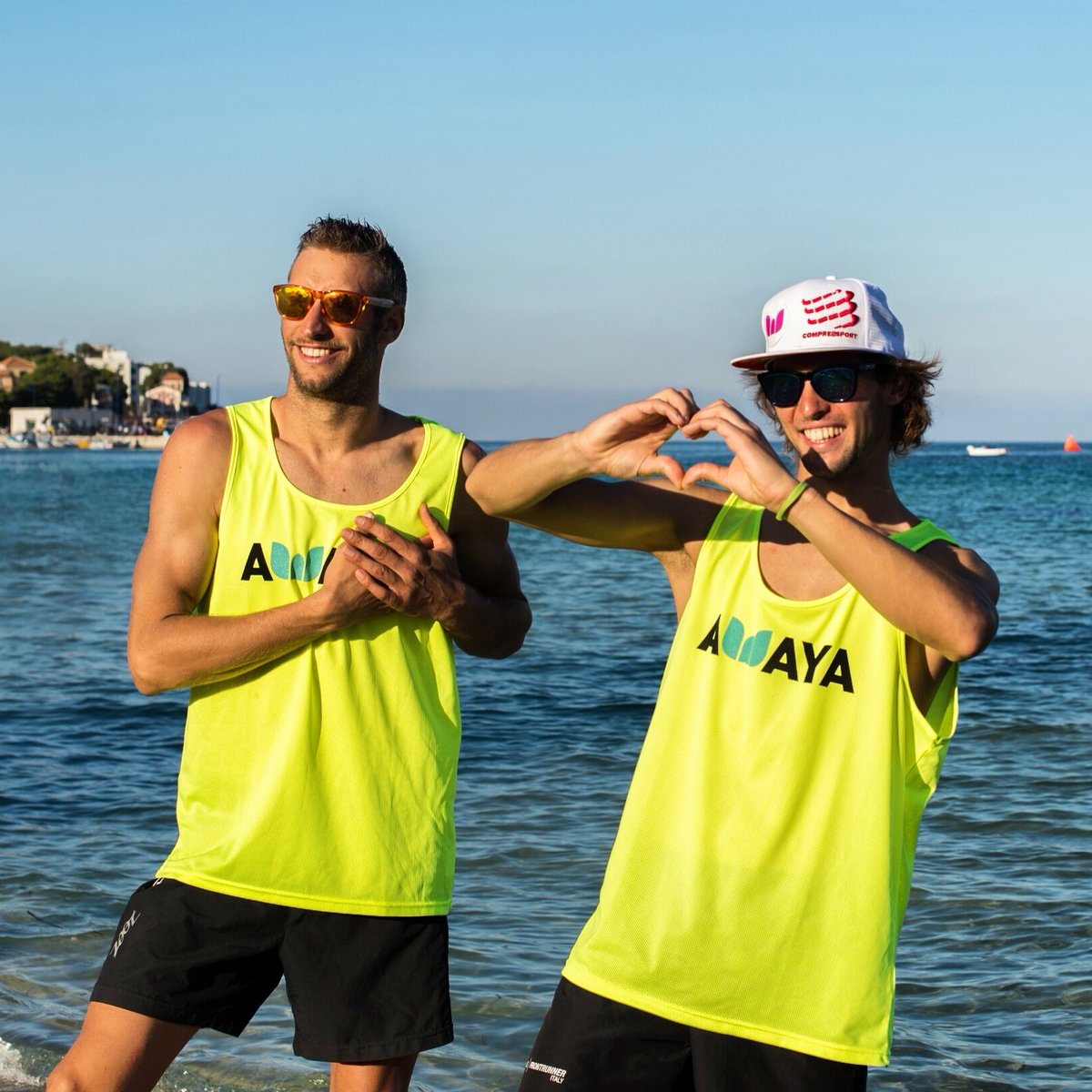 Awayawear's tweet photo. Love is Smiling @dariochitti @hobster83 #Triathletes  #yellowfluor #beachstyle https://t.co/P1rbayIp3Y https://t.co/I6EyRYB8iM