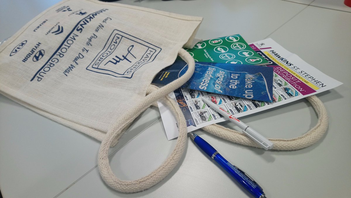 CornwallPhoenix's tweet photo. Yesterday's #PreDriver training students learned valuable #RoadSkills & gained some goodies on the way! Course info @ https://t.co/Typ4aoXIAq 🚗🛍️✏️ https://t.co/gQP0mKS9HZ