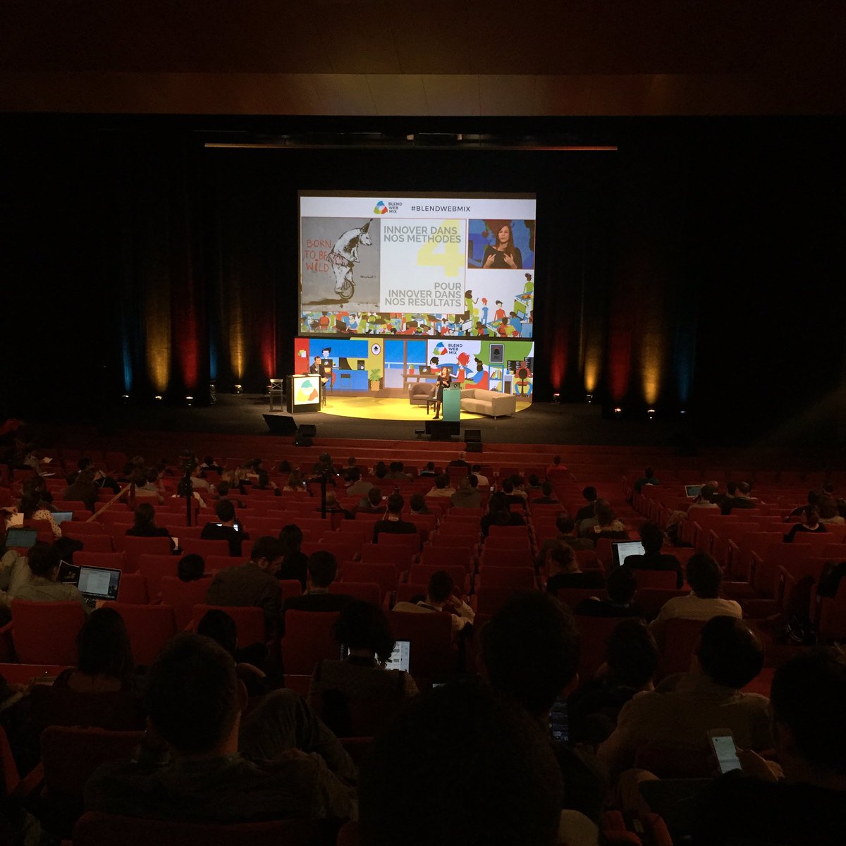 MesJambes's tweet photo. MesJambes est au #blendwebmix pour penser les chaussettes de demain ;) https://t.co/6Rlpum60M5