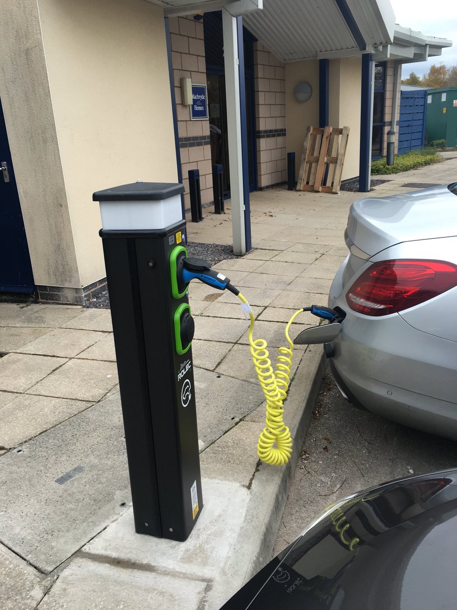 CarbonZero_EV's tweet photo. Work place charging grants available for businesses. Contact us for details https://t.co/x7M3xESVfa