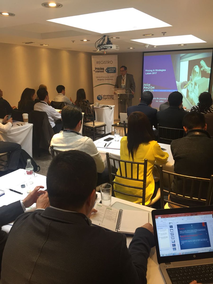PhiloBusinessIn's tweet photo. Iniciamos el Pricing &amp; Strategies LATAM 2017 con la presentación de Iván Pinzón Amaya... https://t.co/2qUQTkchrC https://t.co/M0yliZr187