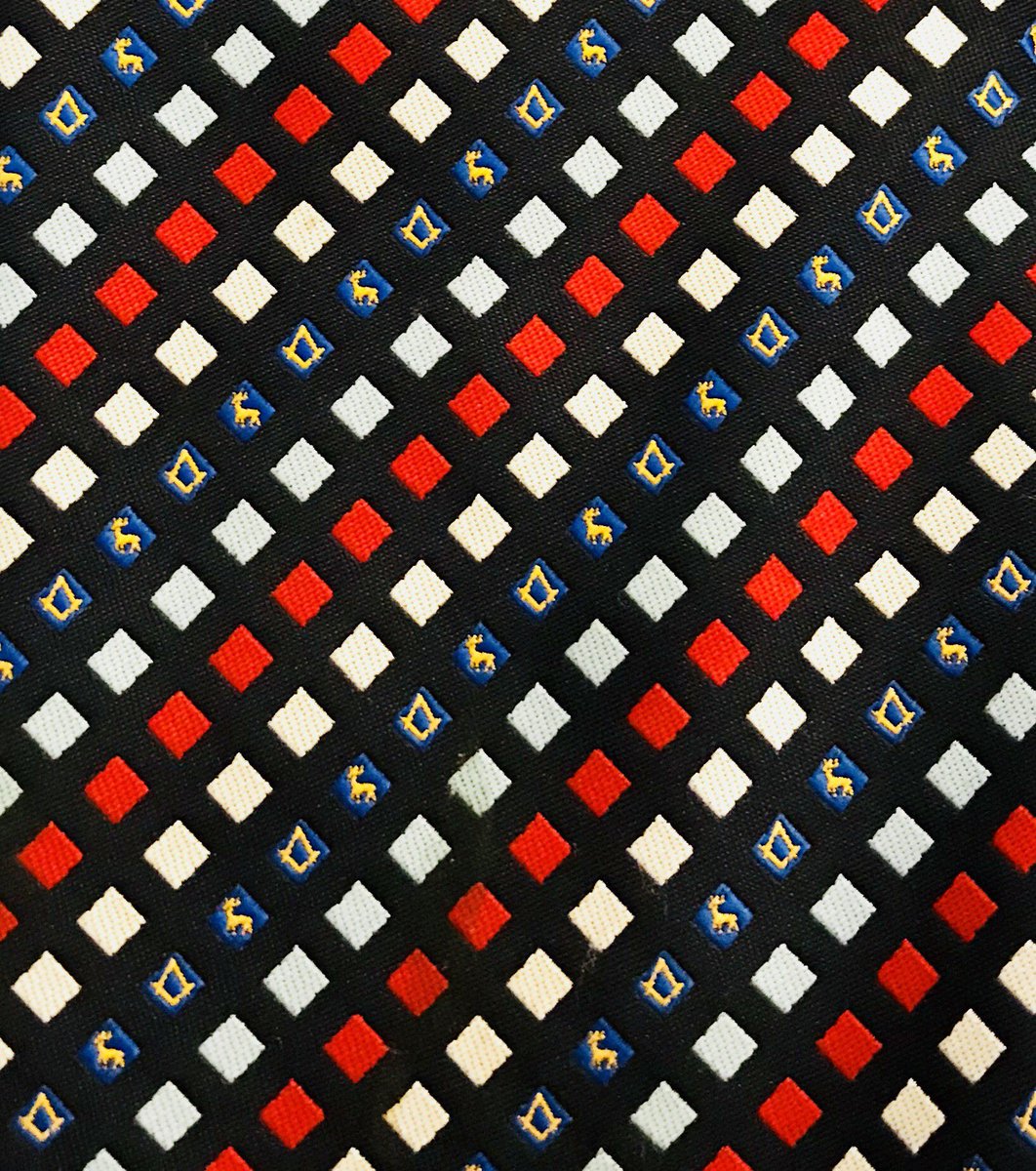 FHLightBlueClub's tweet photo. The Tie and Pattern for @pglherts is bright, bold and beautiful... RETWEET if you agree! #happyherts https://t.co/NFRoADham0