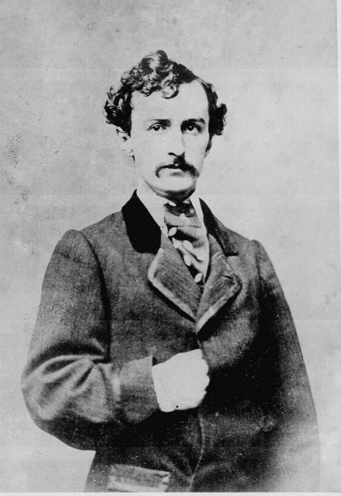 Amazing Historical Photo of John Wilkes Booth in 1863 