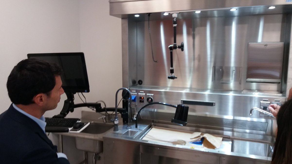 it_cognitive's tweet photo. Visita exclusiva al nuevo hospital de Antofagasta en compañía del Colegio Médico, Cognitiva y nosotros IT Cognitive... Felicitaciones... https://t.co/gRnWhuxsQF