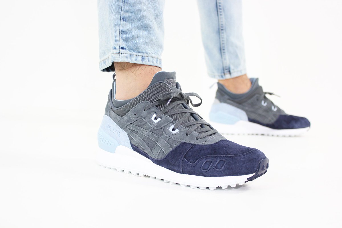 Hi_sneakerworld's tweet photo. ASICS GEL-LYTE MT (CARBON/CARBON)
#Asics #GellyteMT
Price: € 150.00
Link: https://t.co/6Rsx8M7GfO https://t.co/dSFLkLJLf0