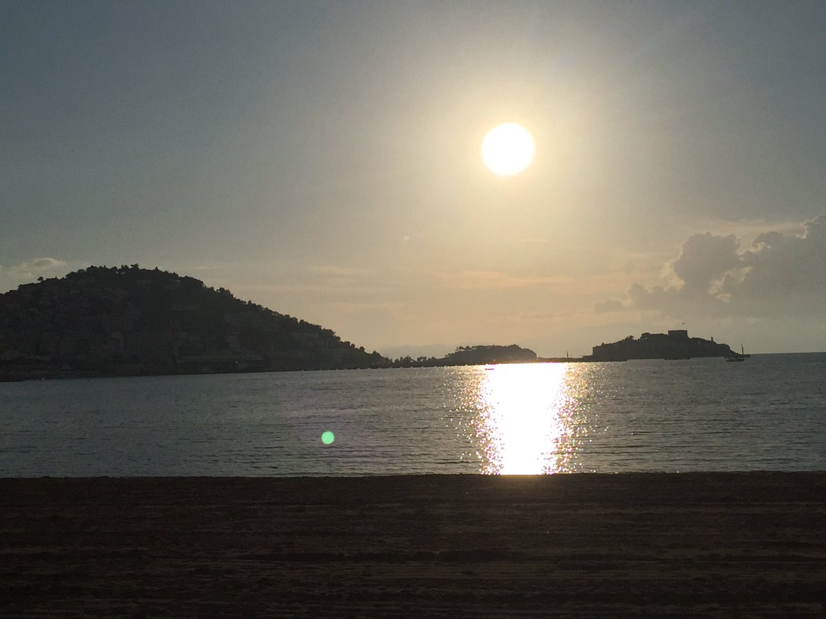 slkemp60's tweet photo. #sunset #Kusadasi #beautiful #peaceful #timefrozen https://t.co/Mho6rmjzs7
