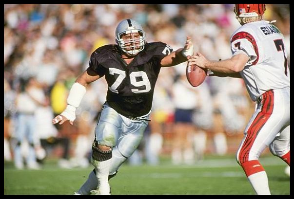 Happy birthday to former DT, Bob Golic, October 26, 1957. 