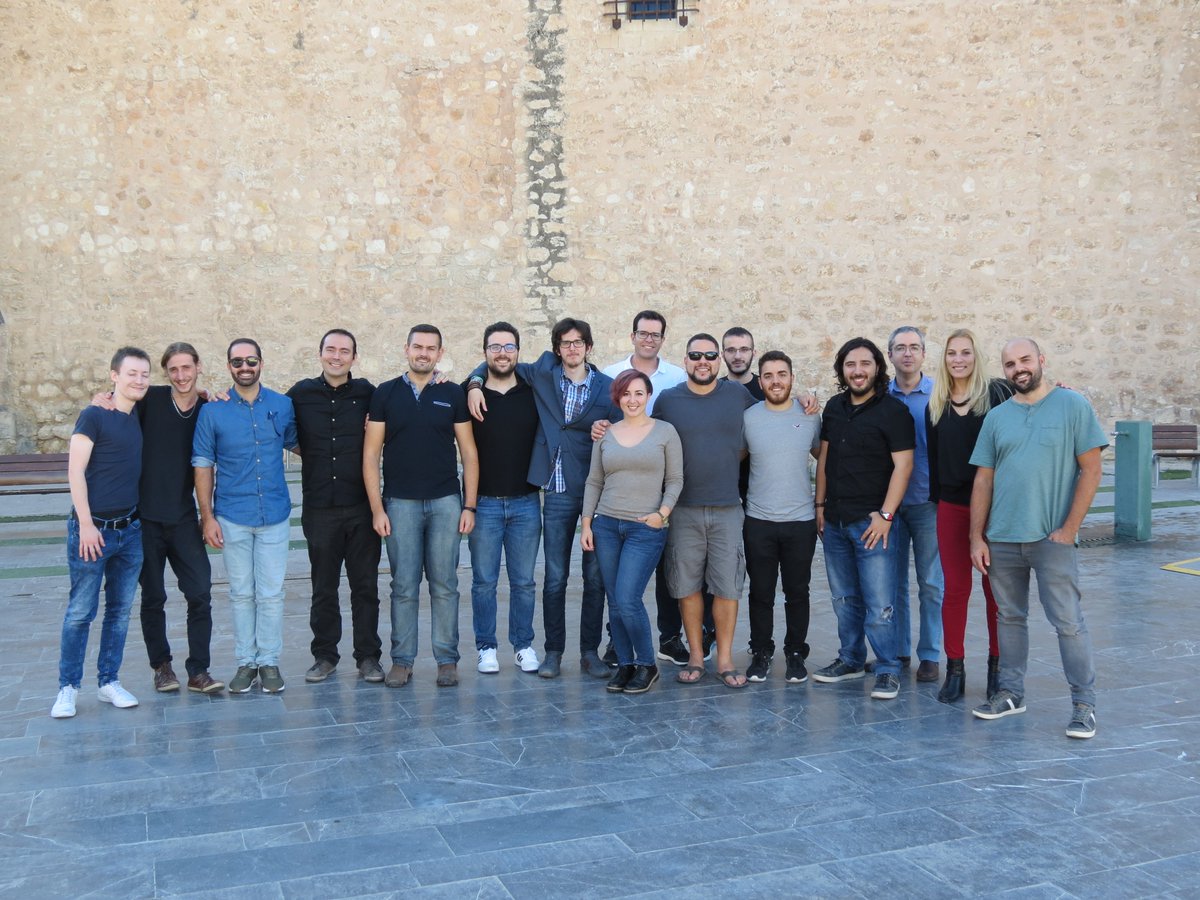 square1_io's tweet photo. Great photo of our fantastic Spanish team! https://t.co/AxXqfji6a3