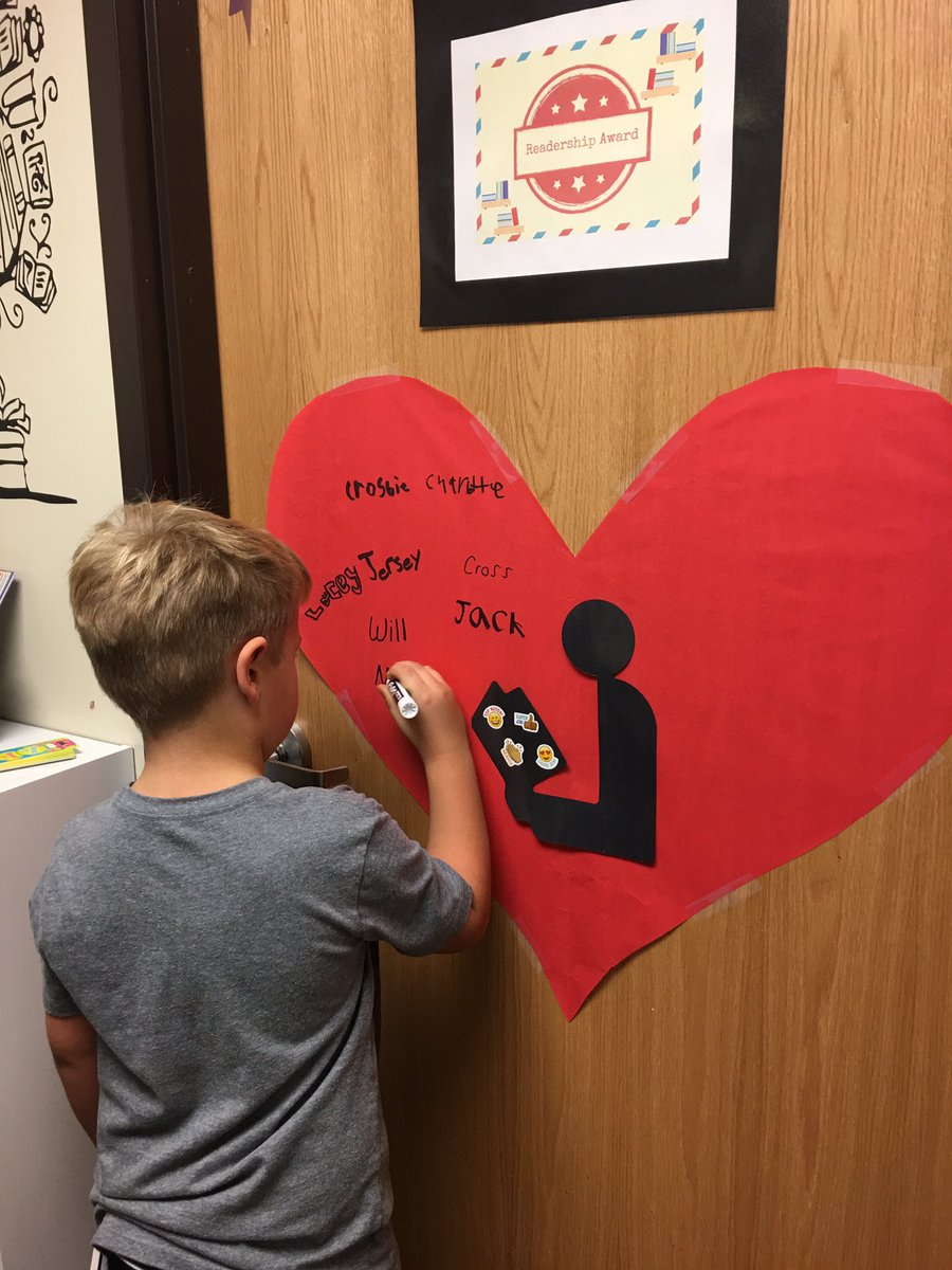 PrairieTrace1's tweet photo. We have another "Reader Leader"at Prairie Trace! @mrsetchison #ReadershipAward https://t.co/kLllN3NIwa