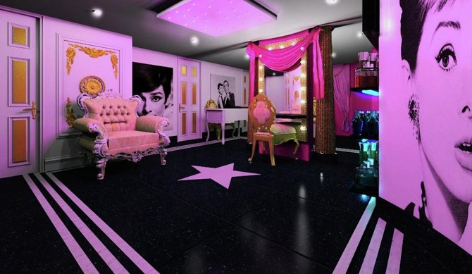 Deluxe Manicure and Pedicure in London, £99 - Discount: 40% tidd.ly/2c0f0d96