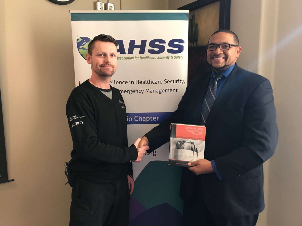 IAHSS_Ontario's tweet photo. Congrats @_CMHospital #Security Manager Rhys Owens winner of the 1st @IAHSS_Ontario @PaladinDonMac CHPA Bursary https://t.co/ZOvrGa1BHi