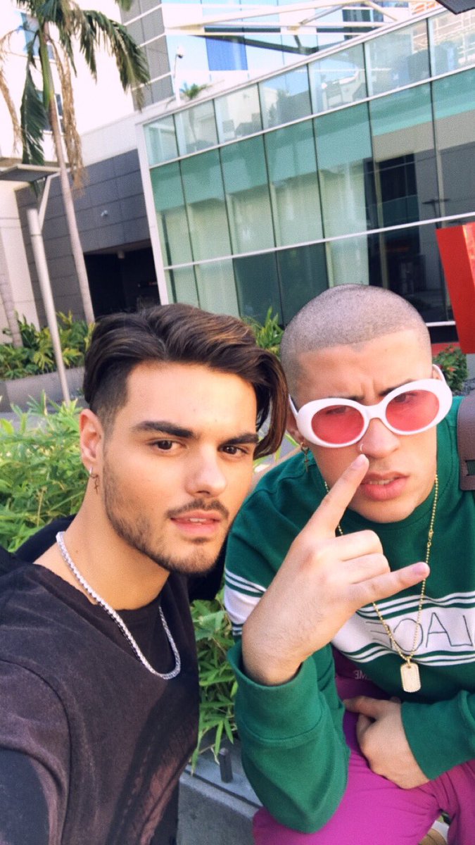 AbrahamMateo's tweet photo. Dale RT si te gustaría escuchar un Trapcito 🔥😝 @badbunnyPR https://t.co/I9zUokmhfe