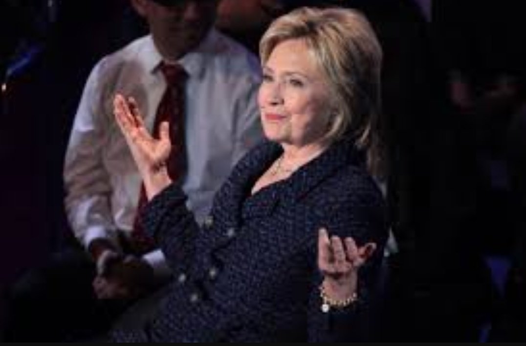 DentonFQC's tweet photo. Happy birthday @HillaryClinton #hrc #HappyBirthdayHillary https://t.co/eqec0okNtb