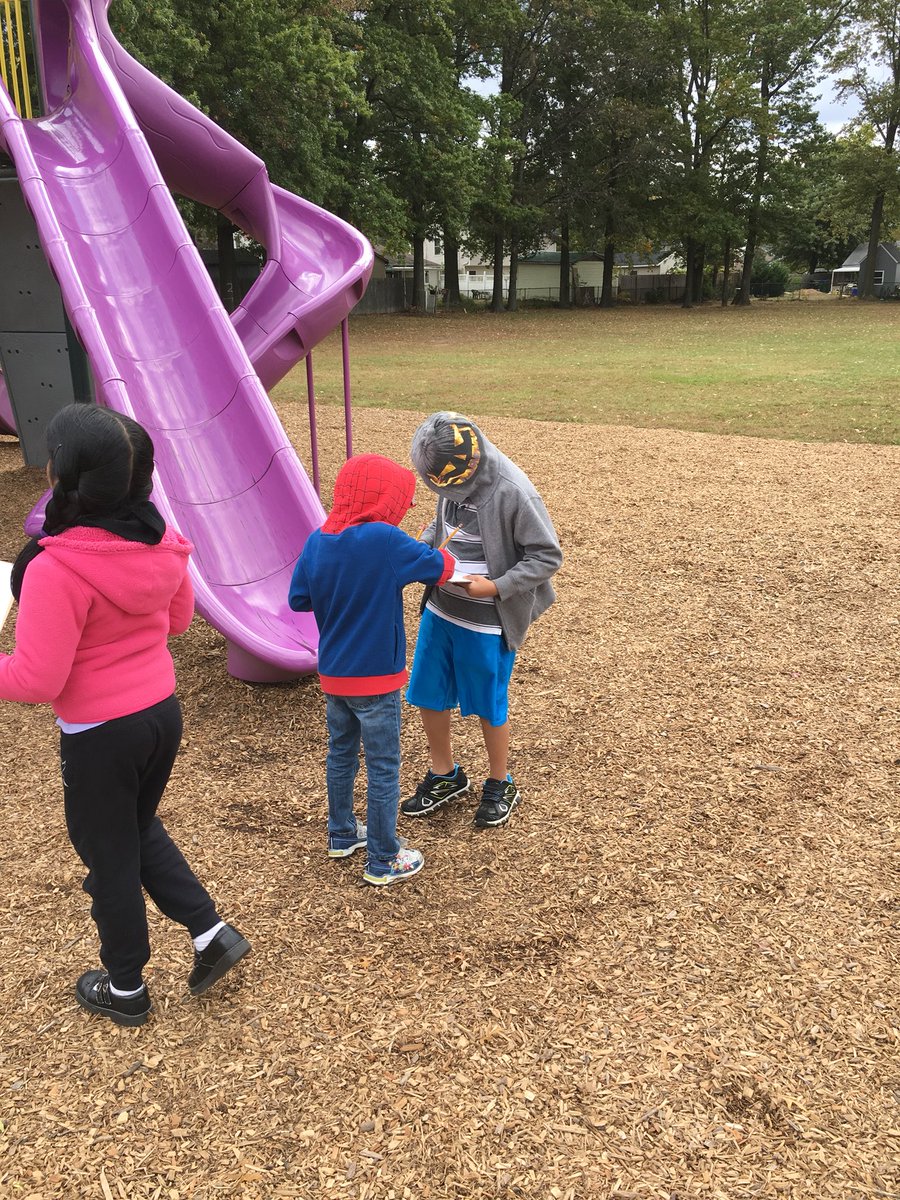 mrscooper36's tweet photo. Observing our playground to start sketching our own! #edisonk12 #lncproud @LincolnSchool8 https://t.co/89sbXGNN1V