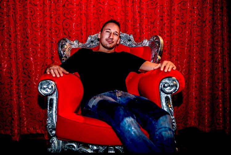 MarkNeoMarvin's tweet photo. Mark Neo Marvin I'm 💣#DJmagTop100 @nextofficial #news #today #america #europe #swiss #Time #DJ #DJEntry https://t.co/jUst2BEtvE