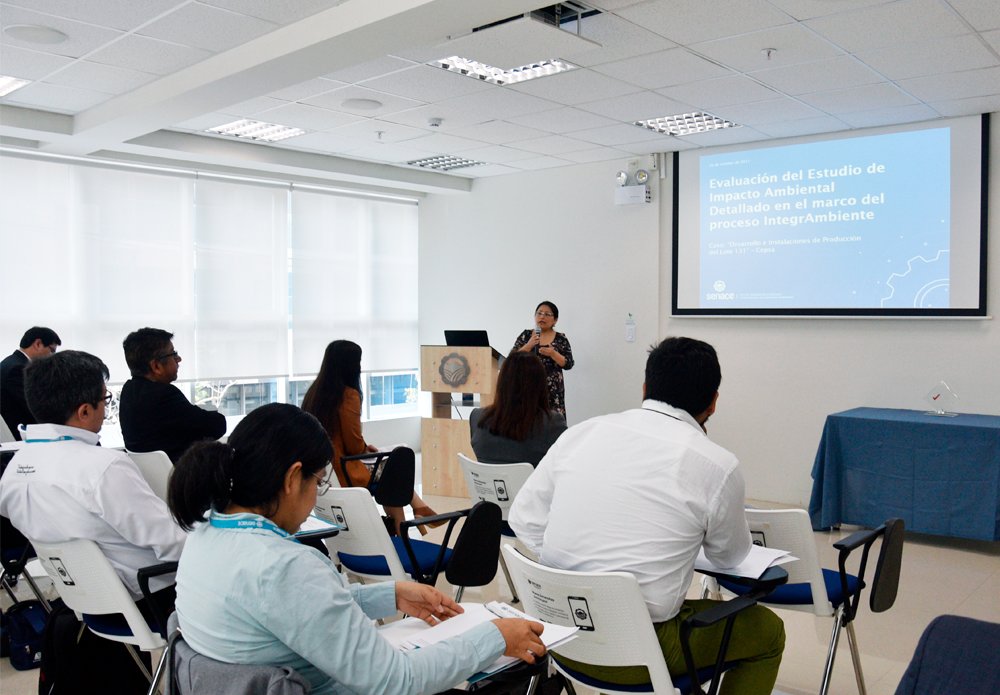 SenacePeru's tweet photo. ▶️Senace organizó conversatorio 'Oportunidades de mejora en #IntegrAmbiente desde perspectiva técnica del evaluador' https://t.co/Nz22XvDBDm https://t.co/XuG25bB3NL