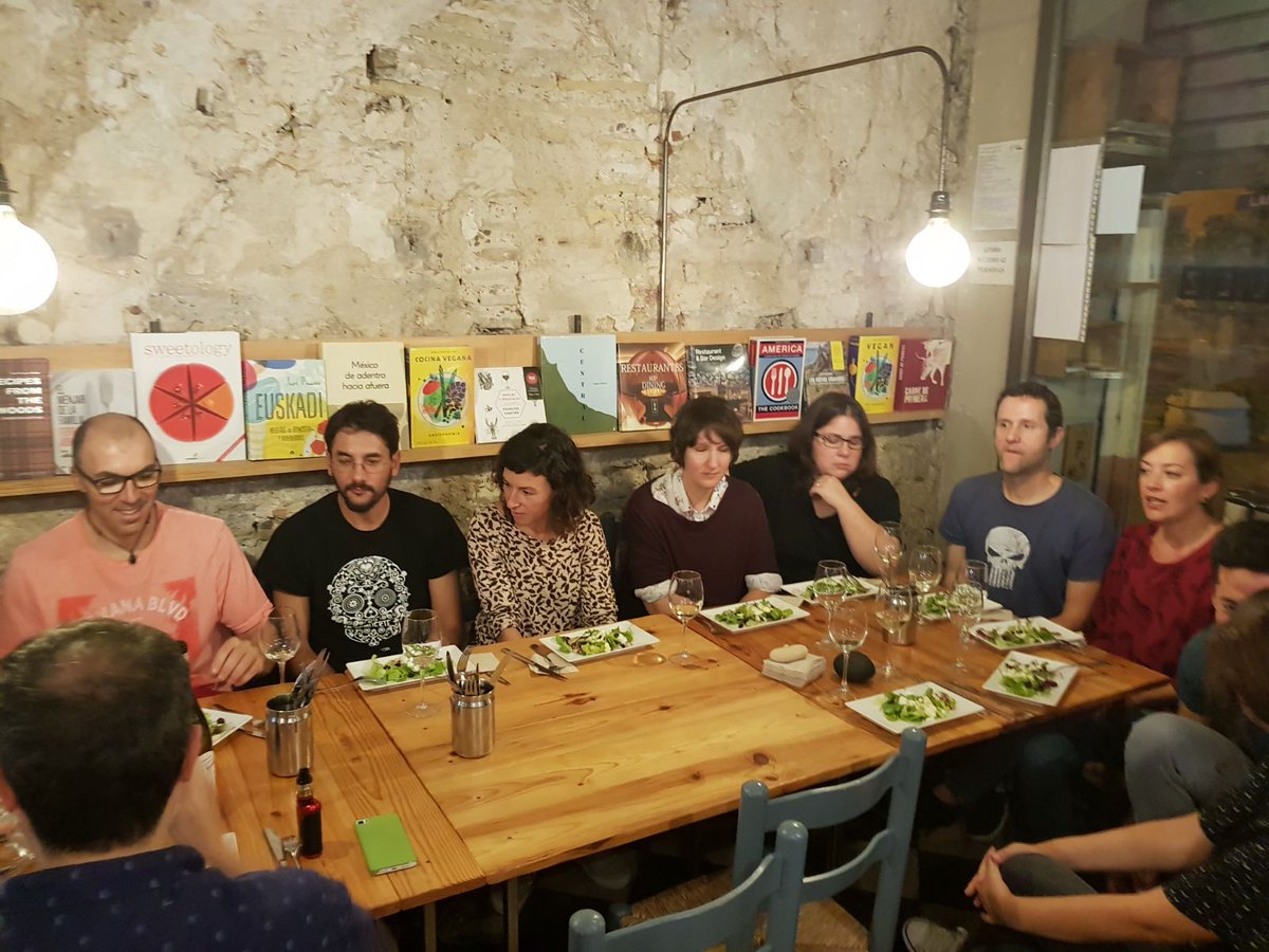 LLUCH Wine & Gastronomy Marketing tweet media