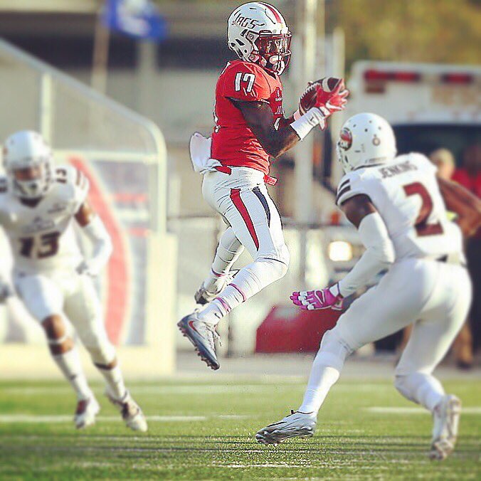 C00LEY's tweet photo. Tune into ESPNU @ 6:30 central and watch us take on Georgia State in Atlanta! #jagnation https://t.co/GCSDCUXr1p