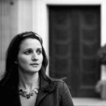 thecreativepenn's tweet image. Escape the golden handcuffs of a job you hate (w/ Joanna Penn) buff.ly/2y44afr thx @yourpush #creativity