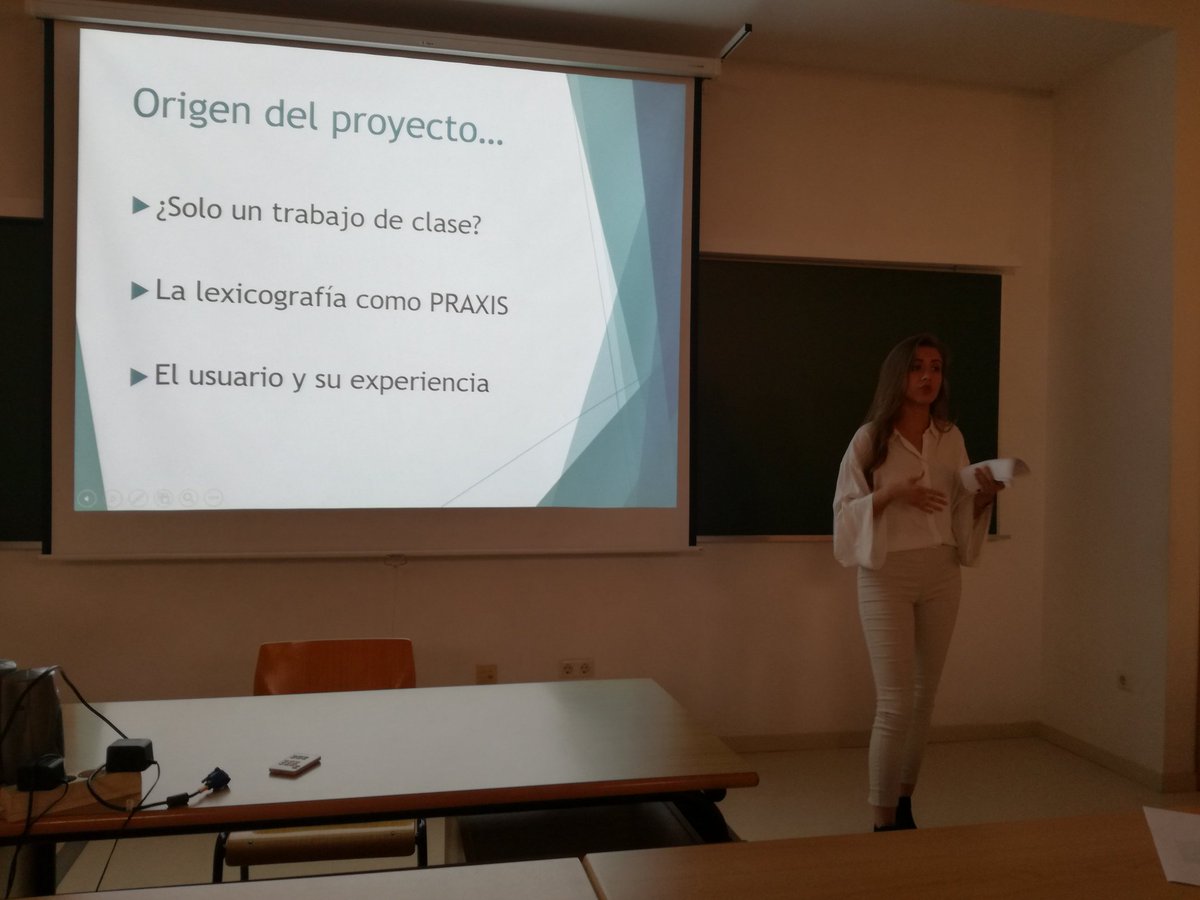majodominguez13's tweet photo. Marjia Zarkovic, estudiante del Erasmus Mundus en Lexicografía, presenta un proyecto conjunto con sus compañeras.
#relex3,#EMLexmundus https://t.co/OqOZDwzBtg